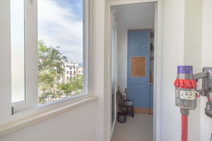 Image No.8-3 Bed Apartment for sale