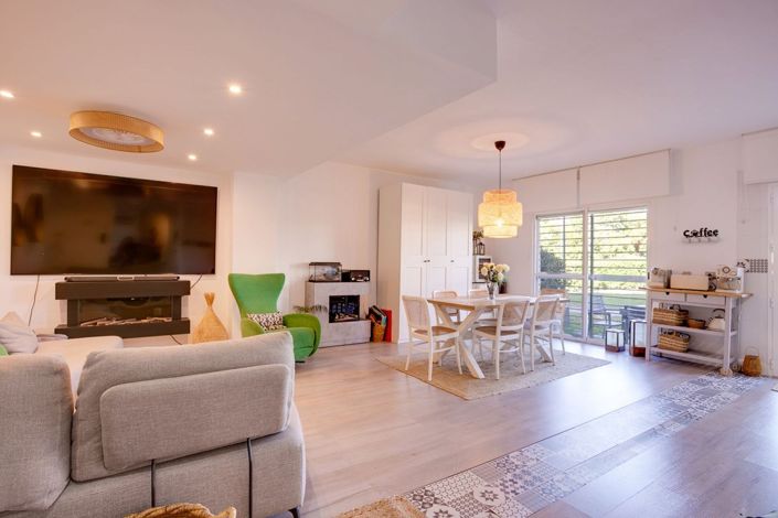 Image No.4-3 Bed Apartment for sale