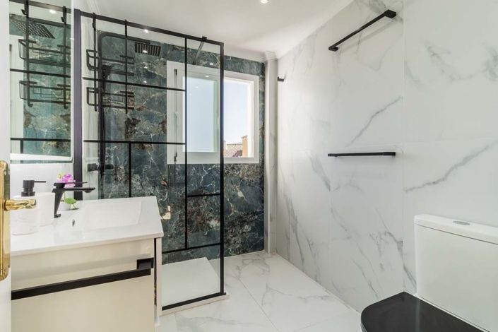 Image No.13-3 Bed Apartment for sale