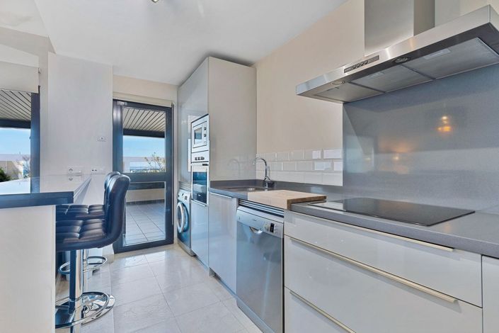 Image No.10-2 Bed Apartment for sale