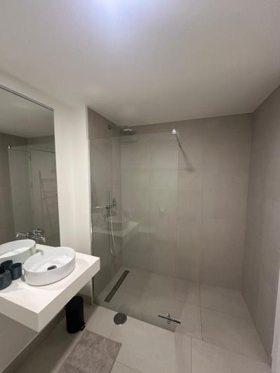 Image No.11-3 Bed Apartment for sale