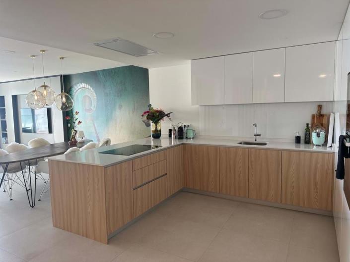 Image No.24-3 Bed Apartment for sale