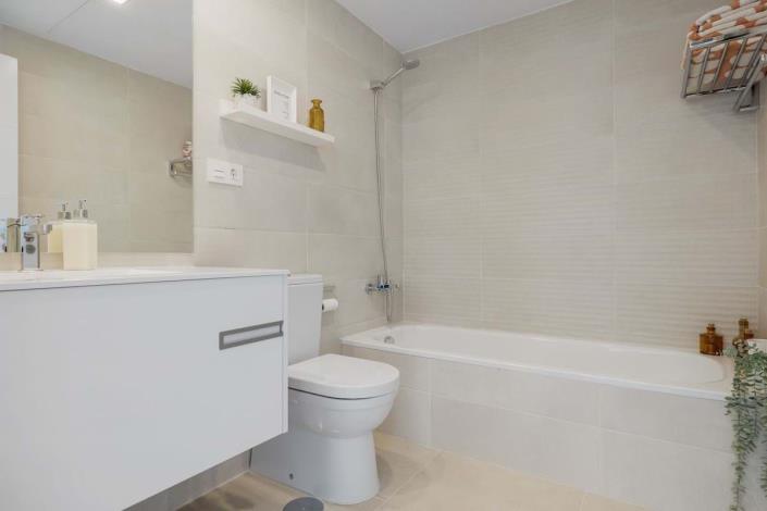 Image No.35-4 Bed Penthouse for sale