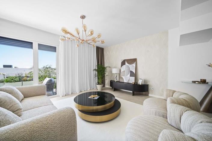 Image No.13-4 Bed Semi-Detached for sale