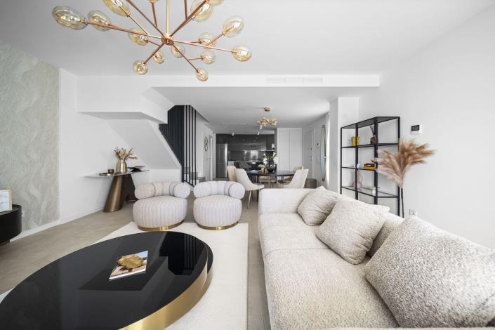 Image No.28-4 Bed Semi-Detached for sale