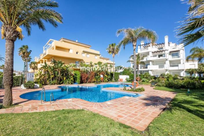 Image No.20-3 Bed Apartment for sale