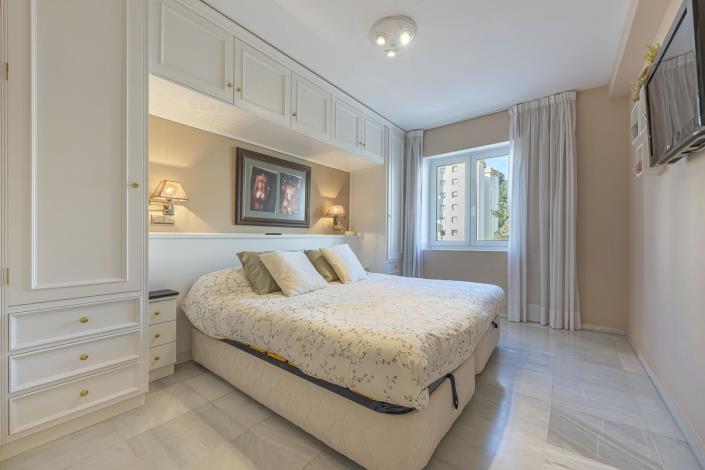 Image No.23-2 Bed Apartment for sale