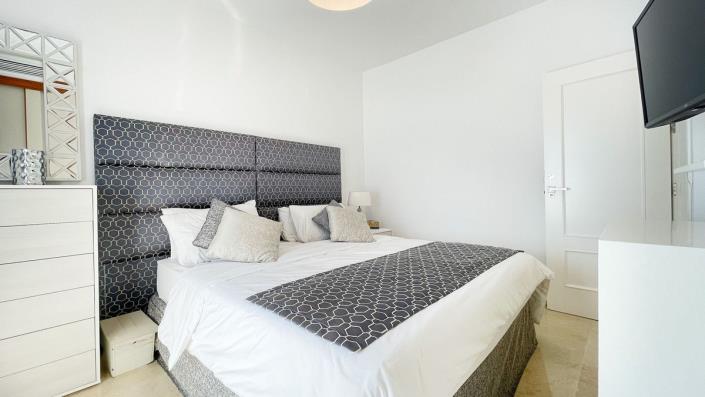 Image No.16-4 Bed Penthouse for sale