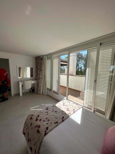 Image No.10-4 Bed Penthouse for sale