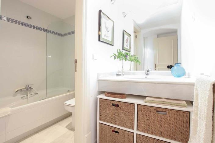 Image No.17-2 Bed Apartment for sale