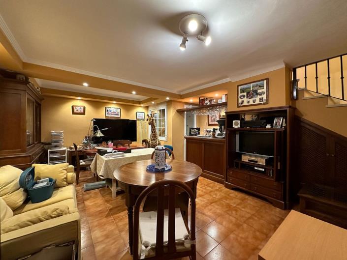 Image No.15-2 Bed Townhouse for sale