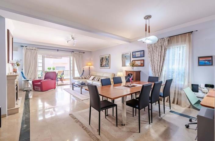 Image No.5-2 Bed Townhouse for sale