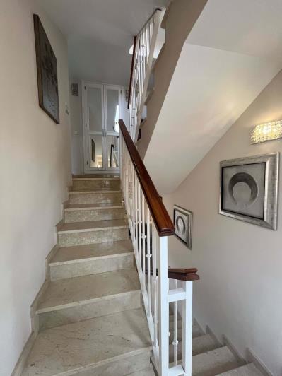 Image No.9-4 Bed Townhouse for sale