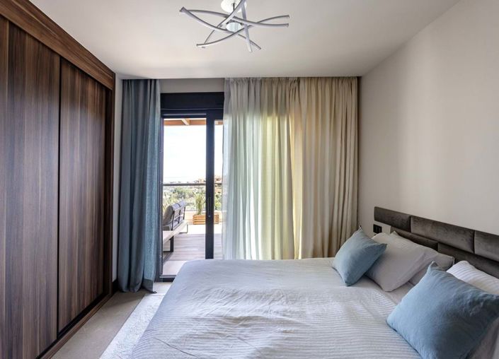 Image No.12-2 Bed Apartment for sale