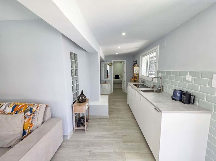 Image No.42-4 Bed Villa for sale