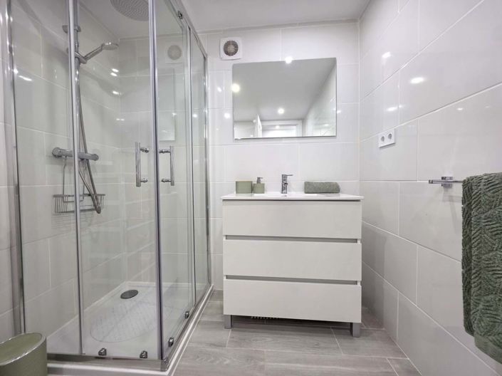 Image No.49-4 Bed Villa for sale