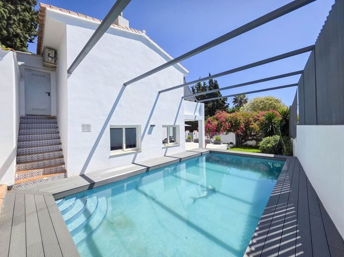 Image No.52-4 Bed Villa for sale