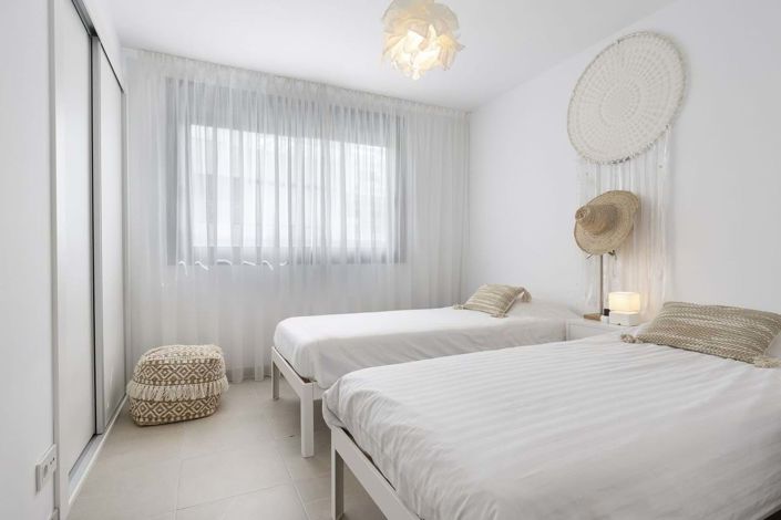 Image No.29-3 Bed Apartment for sale