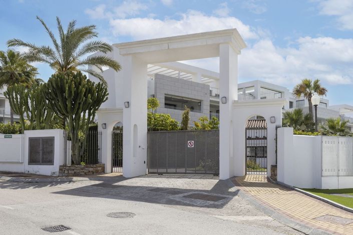 Image No.35-3 Bed Apartment for sale