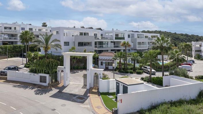 Image No.37-3 Bed Apartment for sale