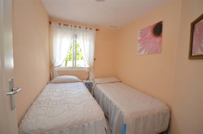 Image No.12-2 Bed Apartment for sale