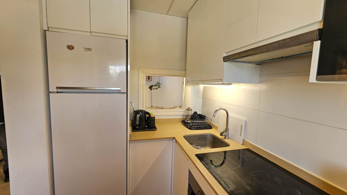 Image No.24-3 Bed Apartment for sale