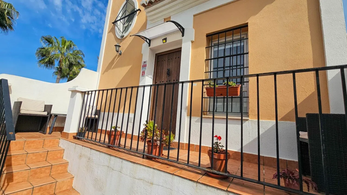 Image No.39-3 Bed Apartment for sale