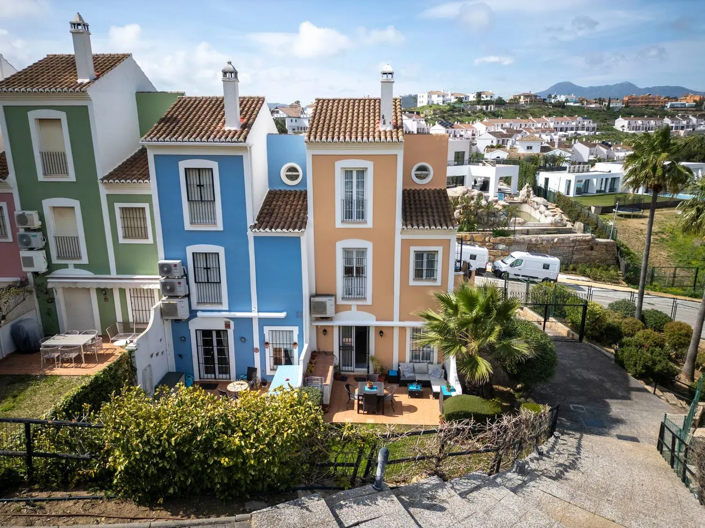 Image No.41-3 Bed Apartment for sale