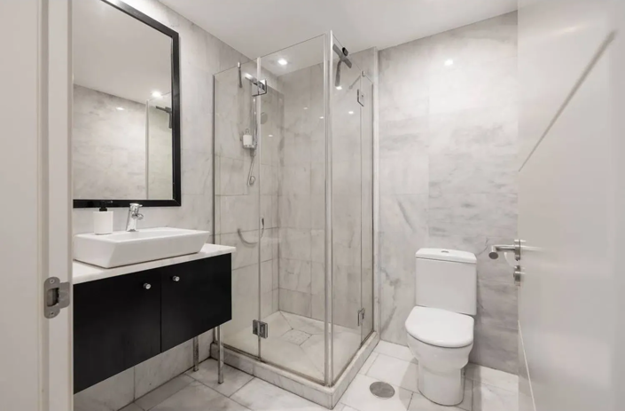 Image No.24-2 Bed Apartment for sale