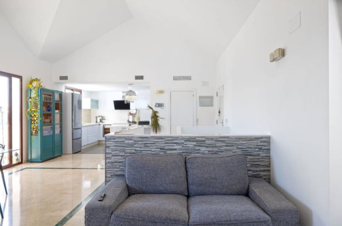 Image No.6-4 Bed House/Villa for sale