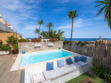 5 Bed Apartment for sale