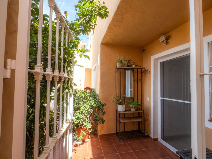 Image No.13-5 Bed Apartment for sale