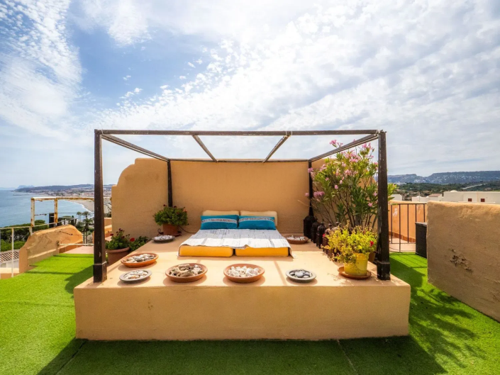 Image No.23-5 Bed Apartment for sale