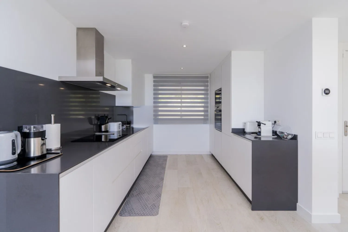 Image No.17-2 Bed Apartment for sale