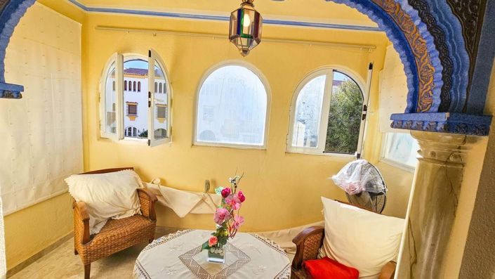 Image No.29-4 Bed Semi-Detached for sale