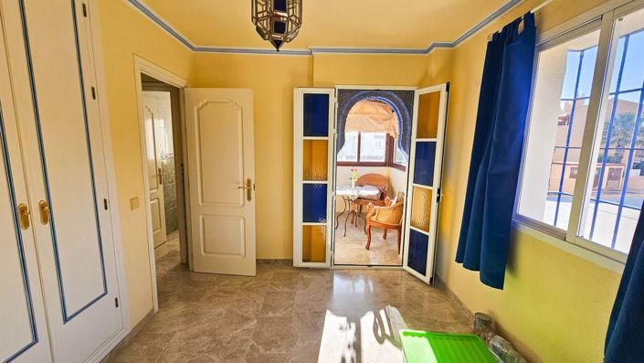 Image No.33-4 Bed Semi-Detached for sale