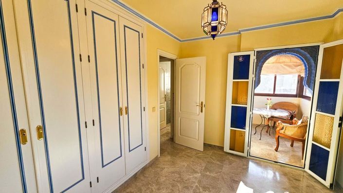 Image No.34-4 Bed Semi-Detached for sale