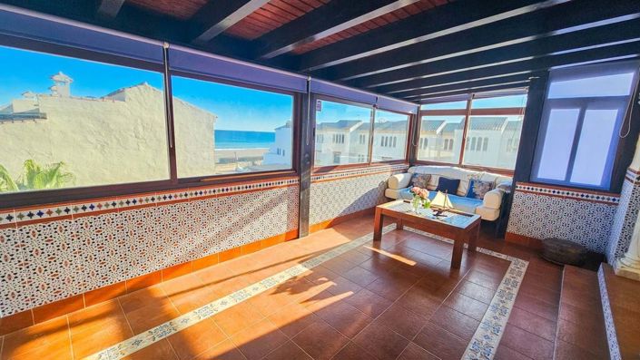 Image No.39-4 Bed Semi-Detached for sale