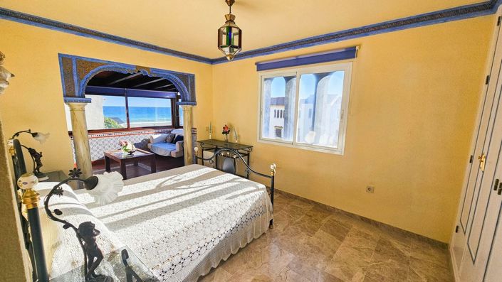 Image No.42-4 Bed Semi-Detached for sale