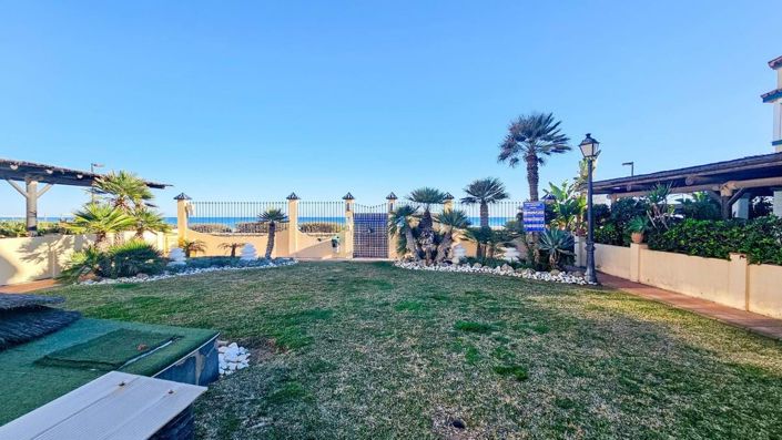 Image No.57-4 Bed Semi-Detached for sale