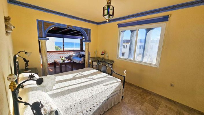 Image No.6-4 Bed Semi-Detached for sale