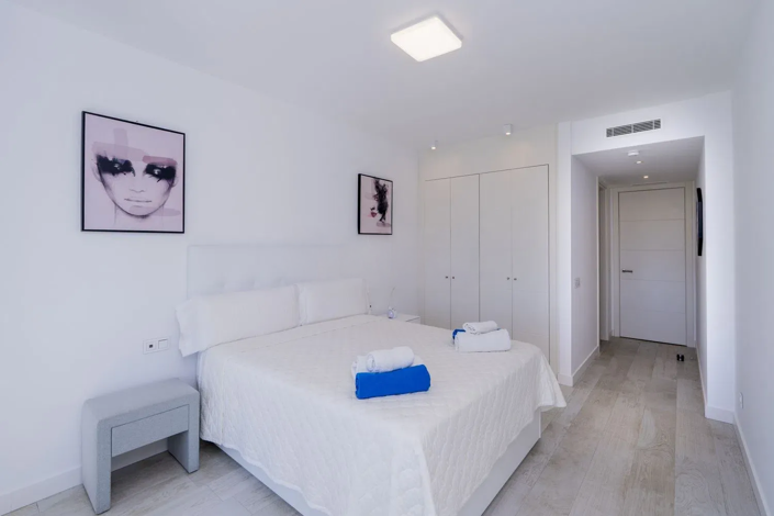 Image No.12-2 Bed Apartment for sale