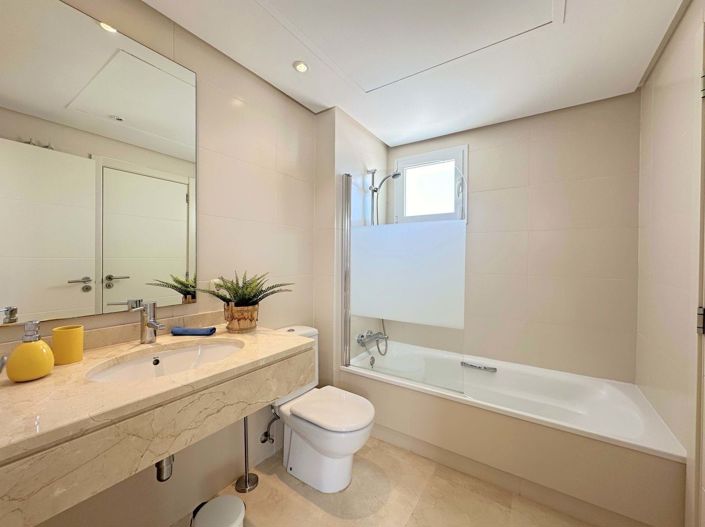 Image No.25-2 Bed Penthouse for sale