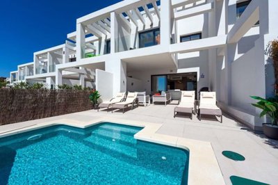 4 Bed Townhouse for sale