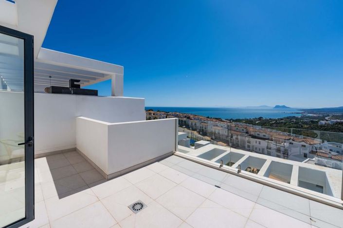 Image No.5-4 Bed Townhouse for sale