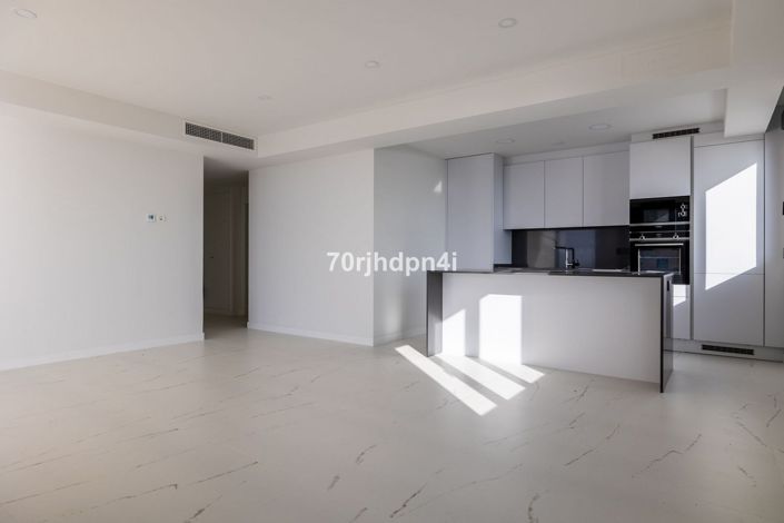 Image No.10-3 Bed Apartment for sale