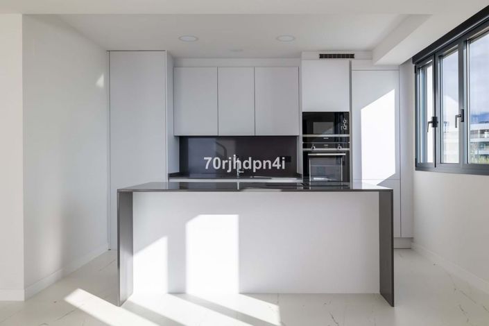 Image No.13-3 Bed Apartment for sale