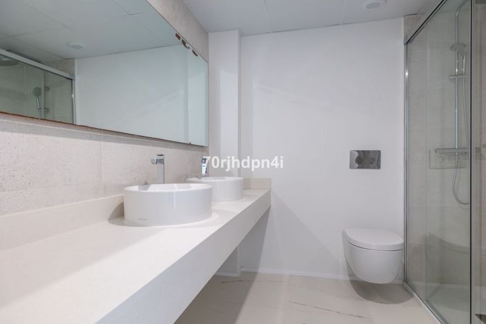 Image No.16-3 Bed Apartment for sale