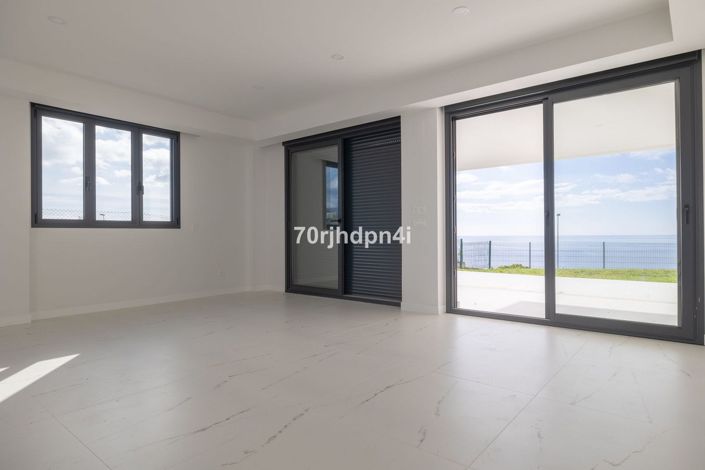 Image No.2-3 Bed Apartment for sale