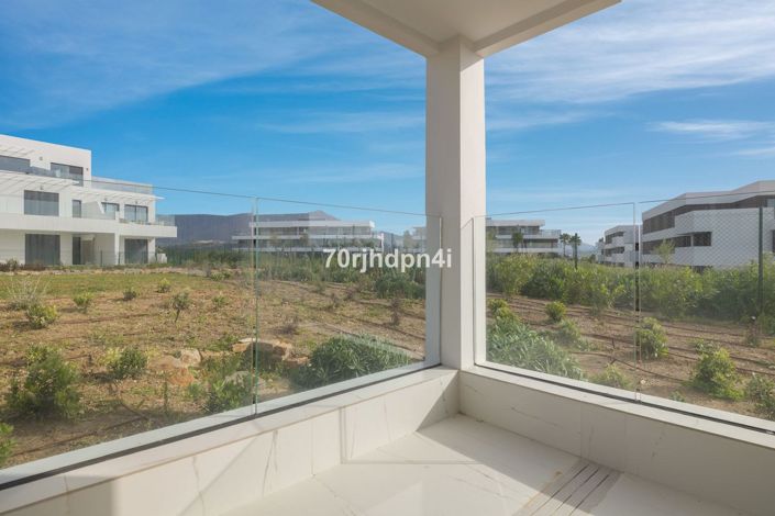 Image No.23-3 Bed Apartment for sale